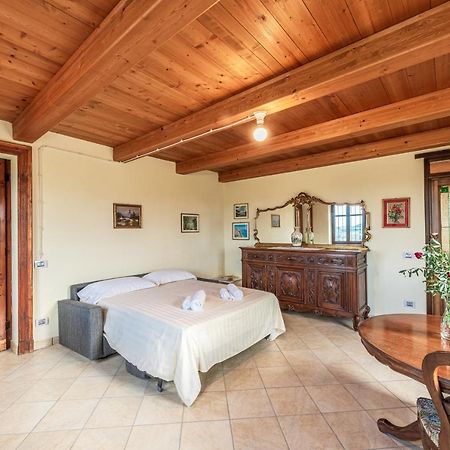 Villa Bricco Paglieri, entire Villa Alba  Esterno foto