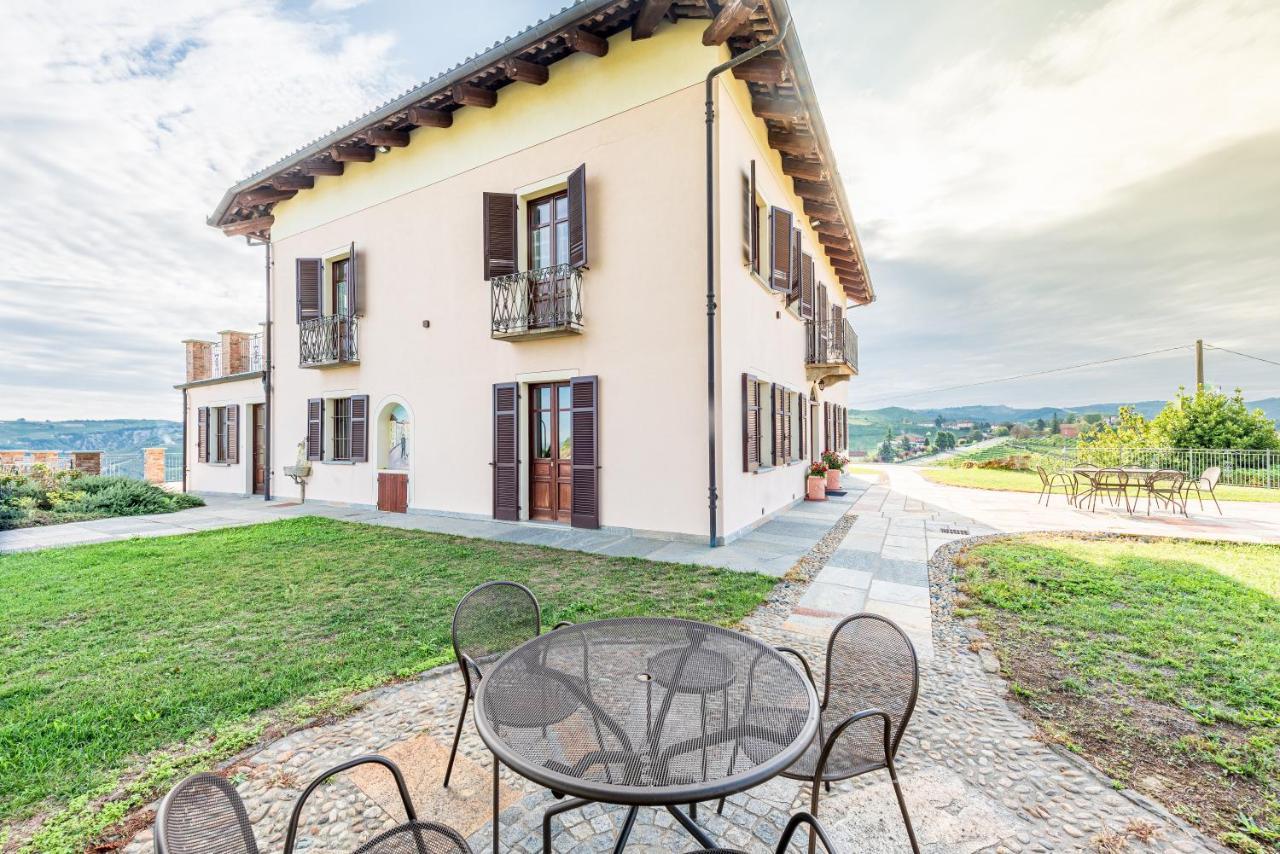 Villa Bricco Paglieri, entire Villa Alba  Esterno foto