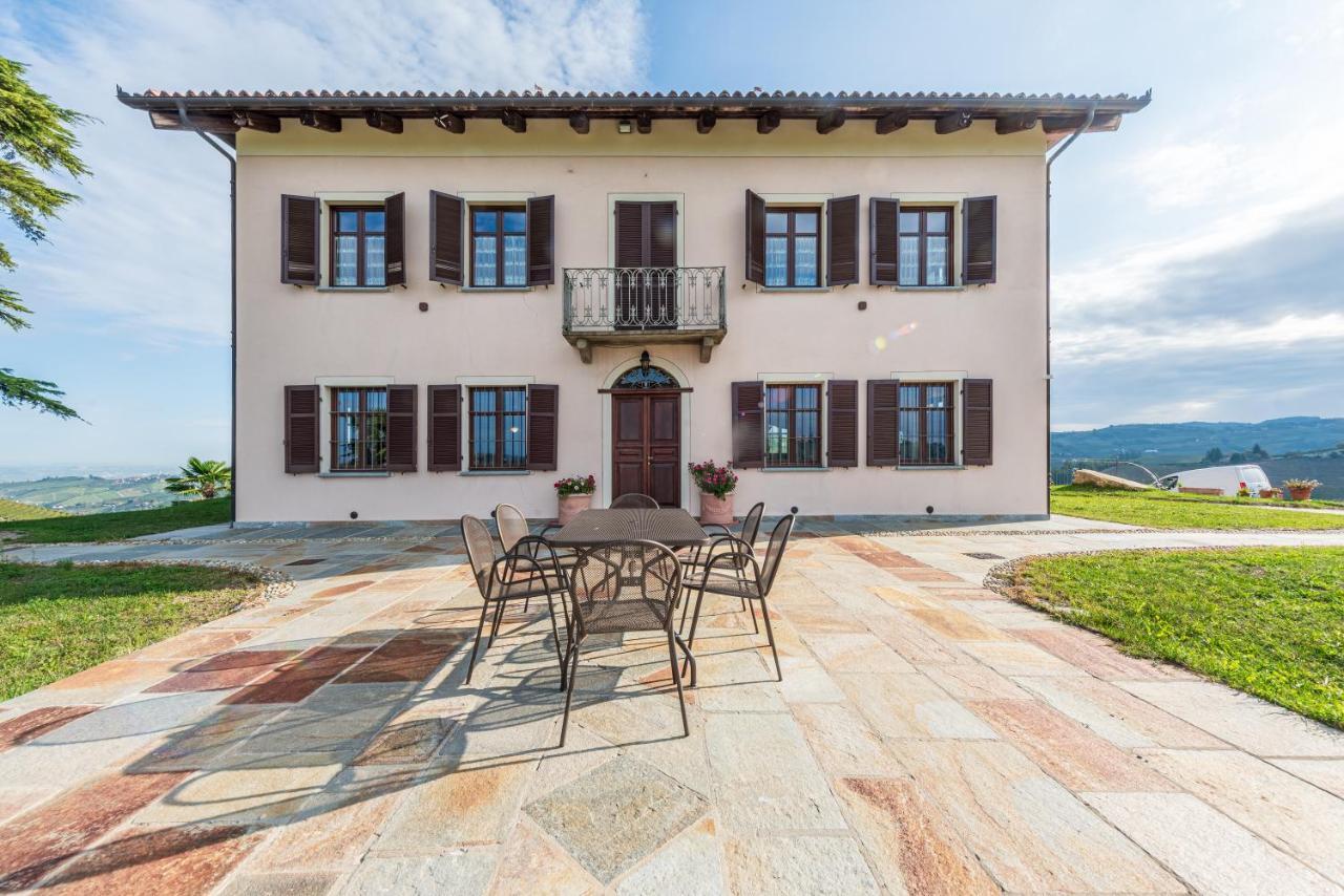 Villa Bricco Paglieri, entire Villa Alba  Esterno foto