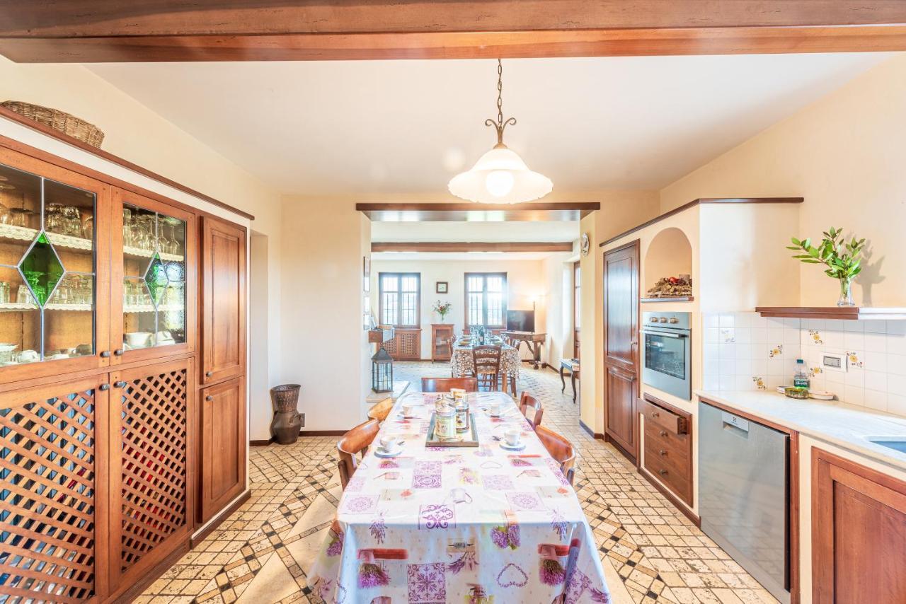 Villa Bricco Paglieri, entire Villa Alba  Esterno foto