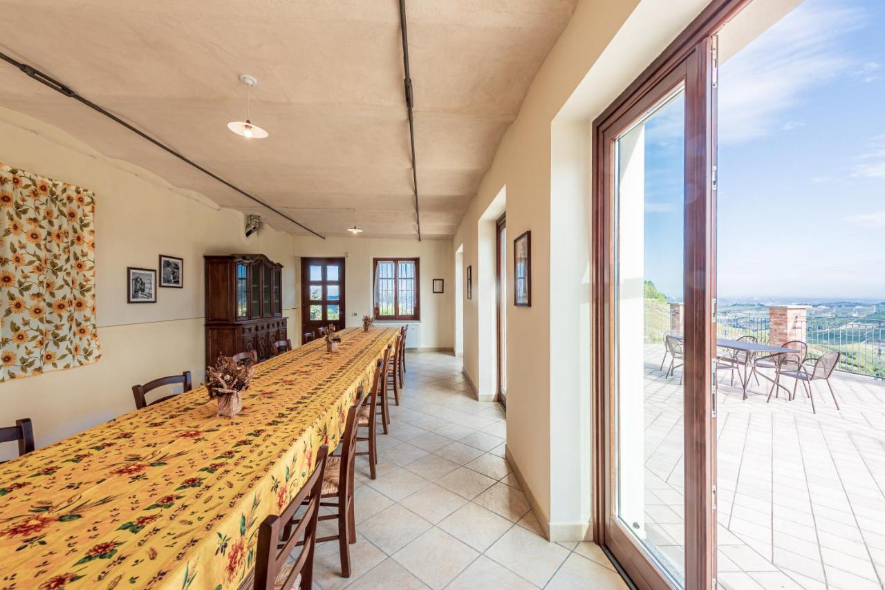 Villa Bricco Paglieri, entire Villa Alba  Esterno foto
