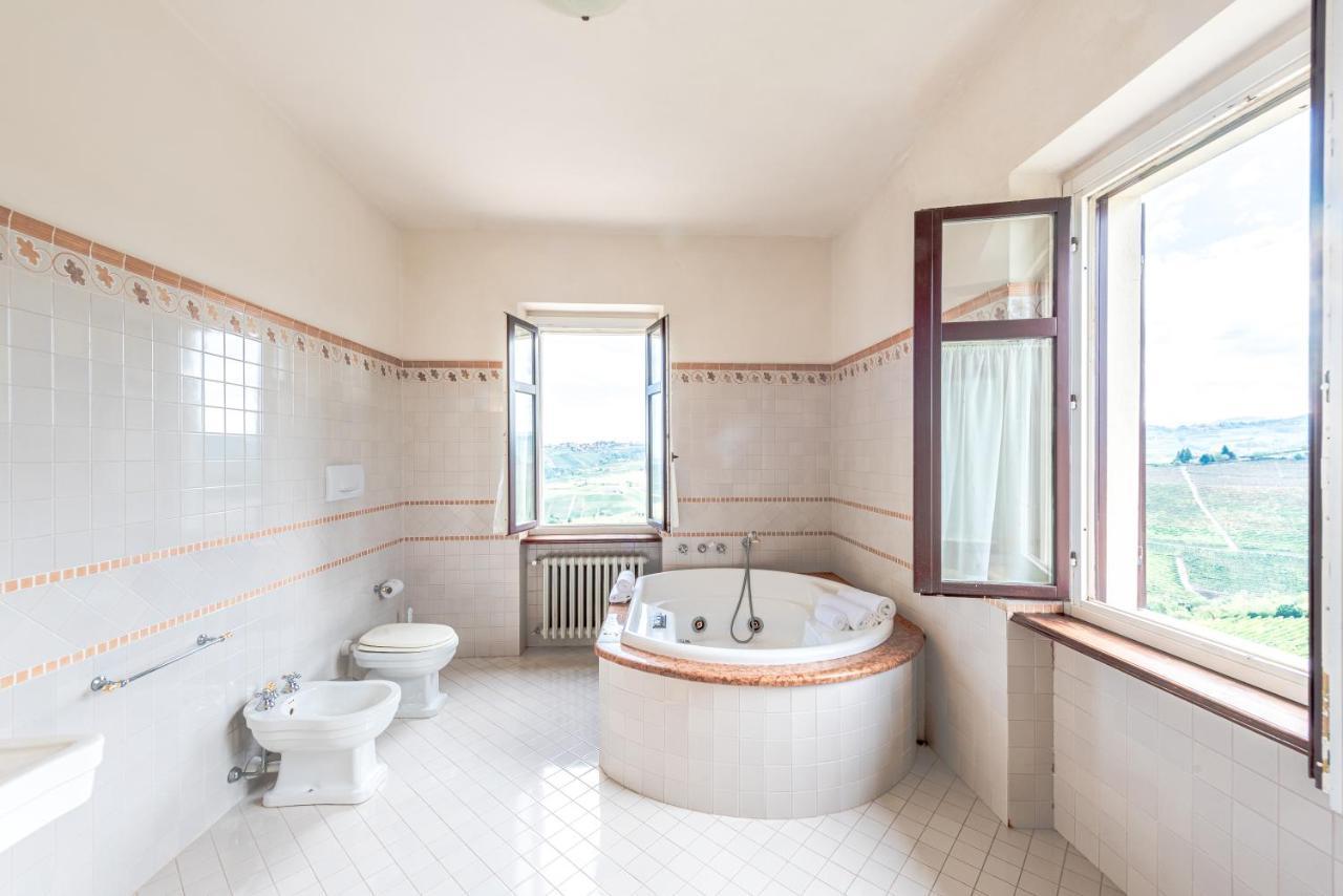 Villa Bricco Paglieri, entire Villa Alba  Esterno foto