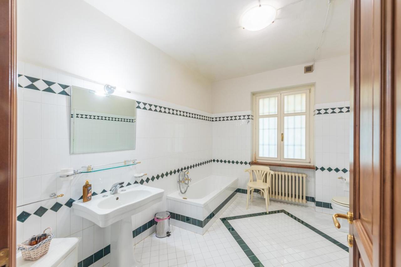 Villa Bricco Paglieri, entire Villa Alba  Esterno foto